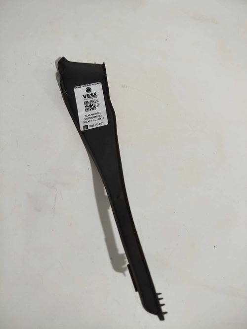 ACABAMENTO CHURRASQUEIRA CHEVROLET TRACKER 1.4 2019 LE (ID:18794))