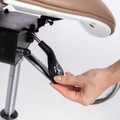 Cadeira Mocho Ergonômico Exclusiva 360° Graus Com Apoio e Suporte Nude