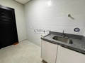 Casa para alugar em Londrina, Conjunto Habitacional Alexandre Urbanas, com 3 suítes, com 198 m²