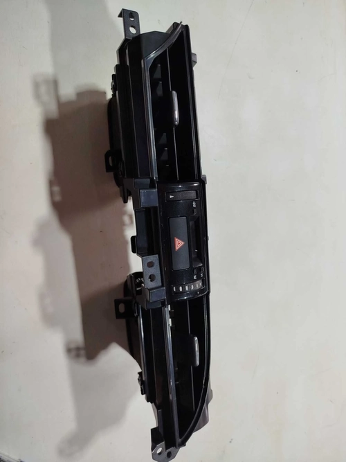 Difusor ar central Toyota Hilux 2016 (ID:362)