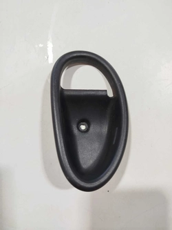 Acabamento interno puxador porta LD Fiat Palio 2017 (ID:396)