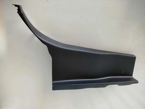 Acabamento Inferior Coluna Trás. Direito Toyota Hilux 2016/2020 (id:16643)