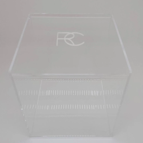 Caixa Seringas da semana - Logo alto relevo inicial ou desenho