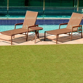 Kit com 2 Espreguiçadeiras  com madeira em Tela Sling e 1 mesinha de centro Caribe com pintura em Alumínio Epóxi Caribe