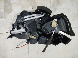 Caixa evaporadora RENAULT SANDERO/OROCH 1.6 2015/2019 (id:3219)