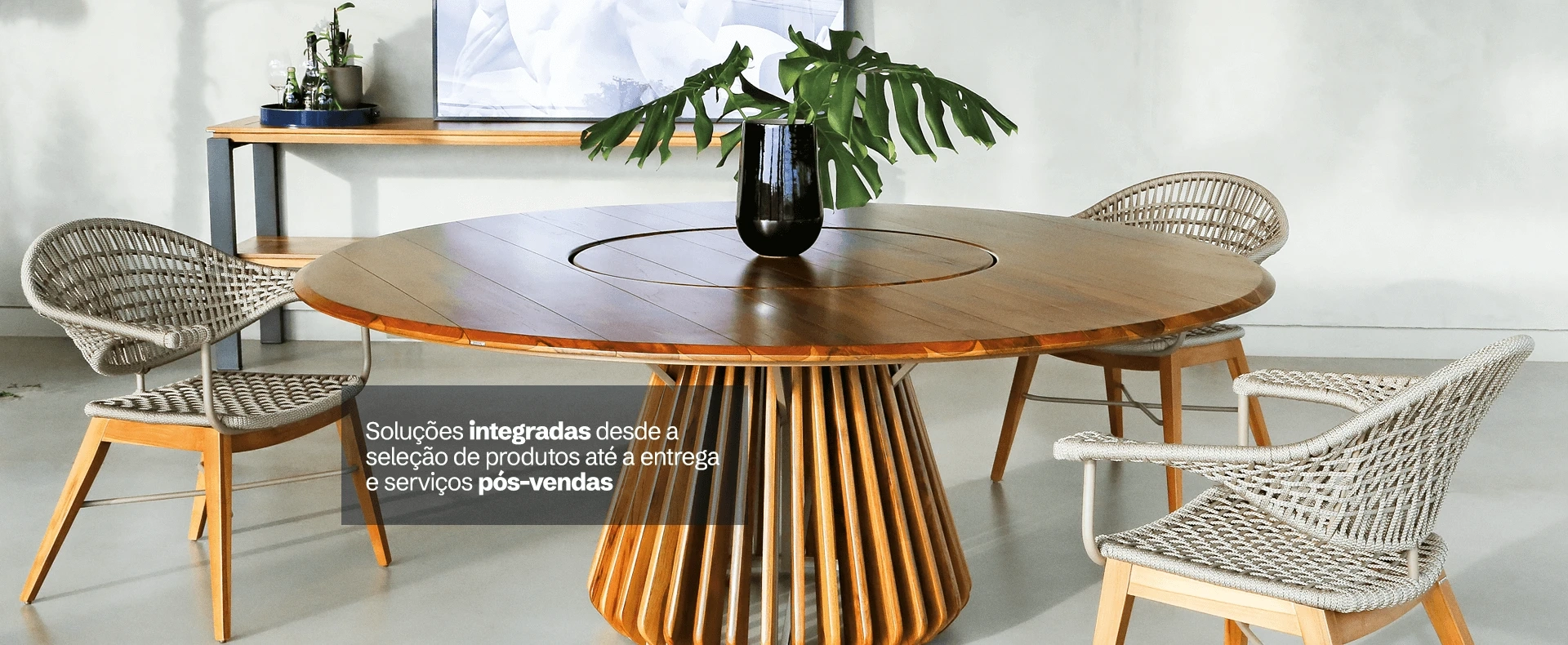 Soluções integradas desde a seleção de produtos até a entrega e serviços pós-vendas