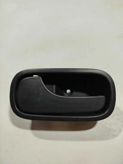 Maçaneta interna porta dianteira LE Fiat uno 2013 (ID:625)
