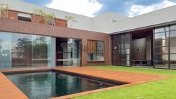 Casa à venda em Londrina, Esperança, com 4 suítes, com 660 m², Condomínio Royal Park