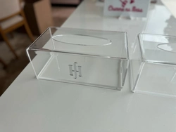 Caixa Luvas/Papel/máscara Cristal - Logo alto relevo inicial ou desenho