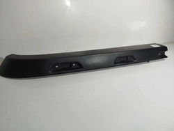 MOLDURA CAÇAMBA L.D OROCH DYN 1.6 SCE 2022 (id:5699)