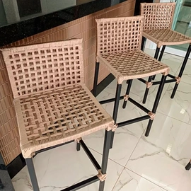 Banqueta em Corda Náutica e Alumínio Epóxi Dourados (kit com 3)