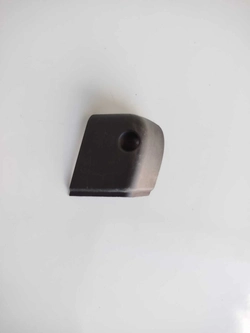 TAMPA DA FECHADURA DO PORTA MALAS GM PRISMA 2012 (ID:21099)