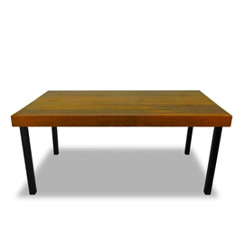 Mesa Tradicional em Alumínio Epóxi e Fibra Sintética com Madeira Dourados