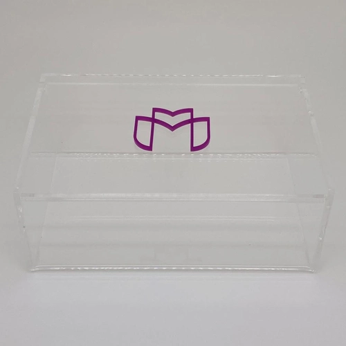 Caixa P tampa articulada - Logo alto relevo inicial ou desenho