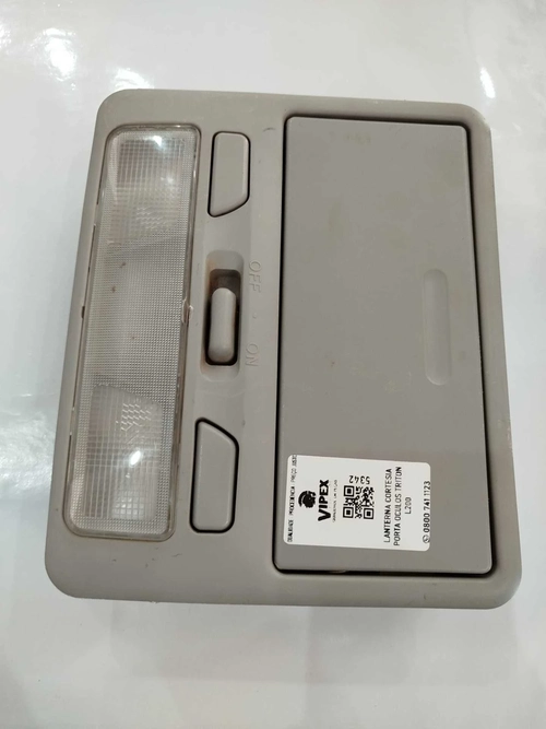 LANTERNA CORTESIA PORTA OCULOS TRITON L200 (ID:5342)