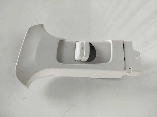 Moldura Coluna L.e GM ONIX LTZ 1.4 2017 (id:14703)