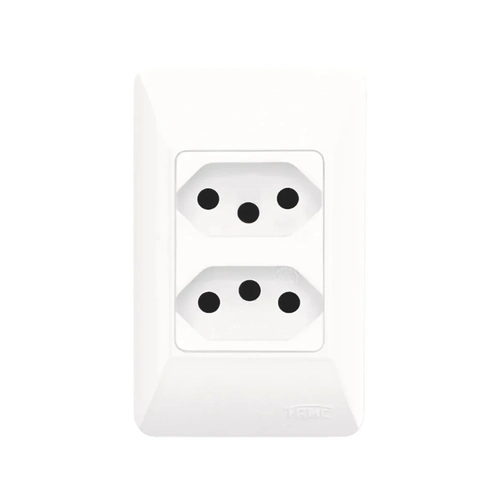 Tomada Dupla 2P+T 10A Sistema externo Branco-Fame