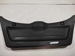 Tampão acabamento interno porta mala Ônix 2018 (ID:273)