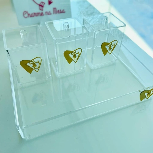 Bandeja M - Logo alto relevo inicial ou desenho