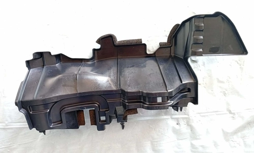 Defletor Radiador Hilux 2016/2020 Dir. (ID:17782)