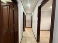 Casa térrea à venda no Bairro Mediterrâneo em Londrina, 302m², 5 quartos e piscina