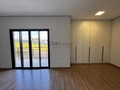 Casa para alugar em Londrina, Conjunto Habitacional Alexandre Urbanas, com 3 suítes, com 198 m²