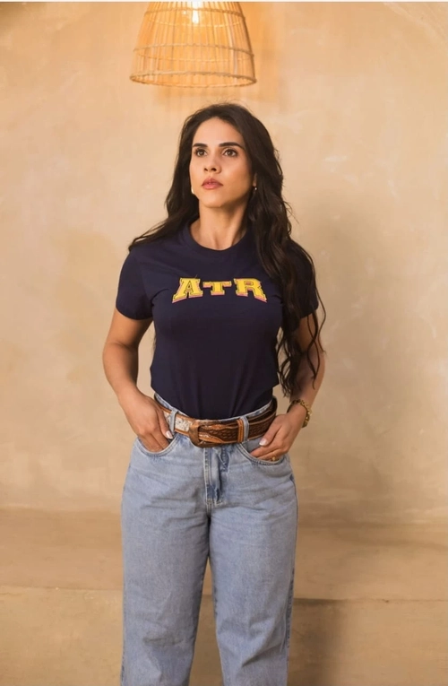 Camiseta Feminina Azul Marinho com Estampa ATR Tamanhos P, M, G, GG