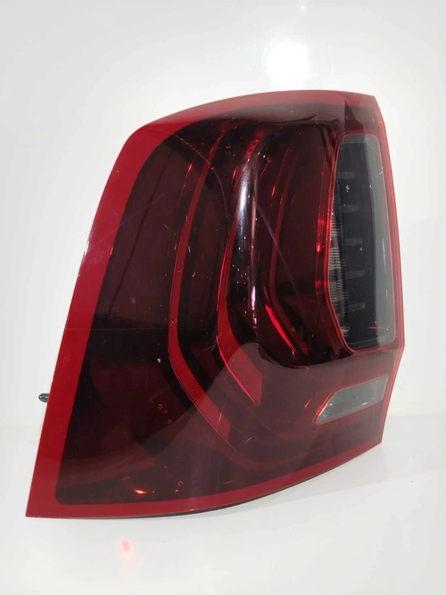 LANTERNA TRASEIRA LE OROCH DYN 1.6 SCE 2022 (id:5681)