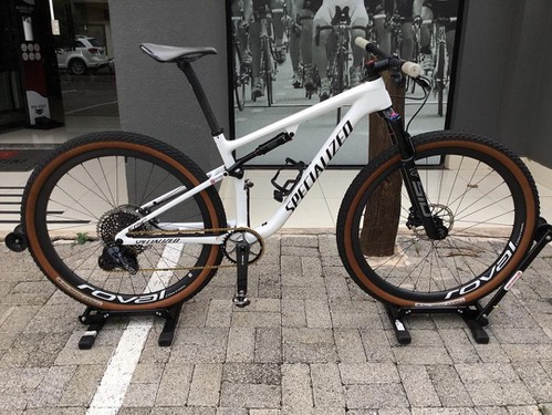 Bicicleta Specialized Epic Pro