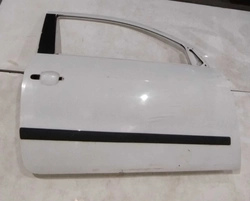 Porta dianteira direita VOLKSWAGEN SAVEIRO 2008/2013 (ID:2459)