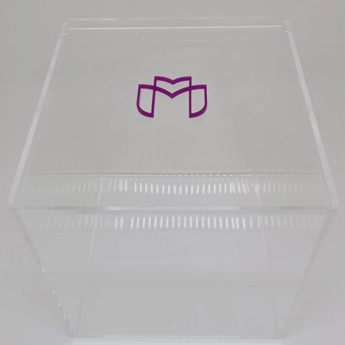 Caixa Seringas da semana - Logo alto relevo inicial ou desenho