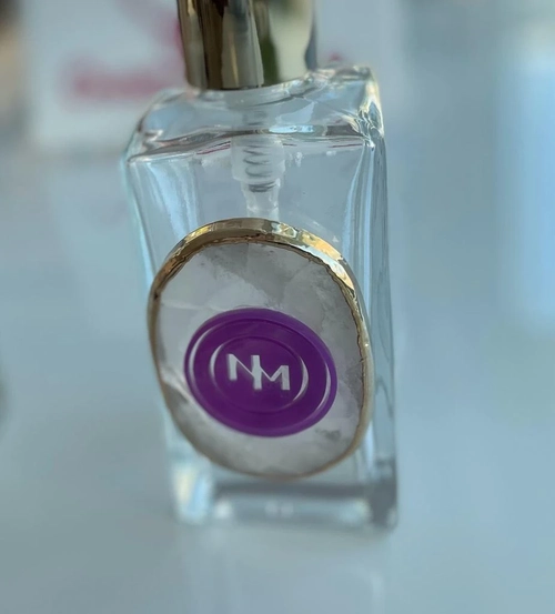 vidro difusor com logo em pedra natural - Logo alto relevo inicial ou desenho