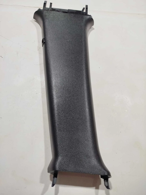 Acabamento coluna central lado esquerdo Audi A3 2006 (ID:102)