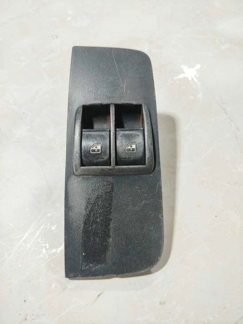 Botão vidro elétrico Dianteiro LE Palio Siena 2003 (ID:1667)