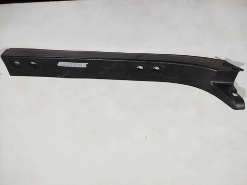 Acabamento direito caçamba Fiat Toro 2022 (ID:333)