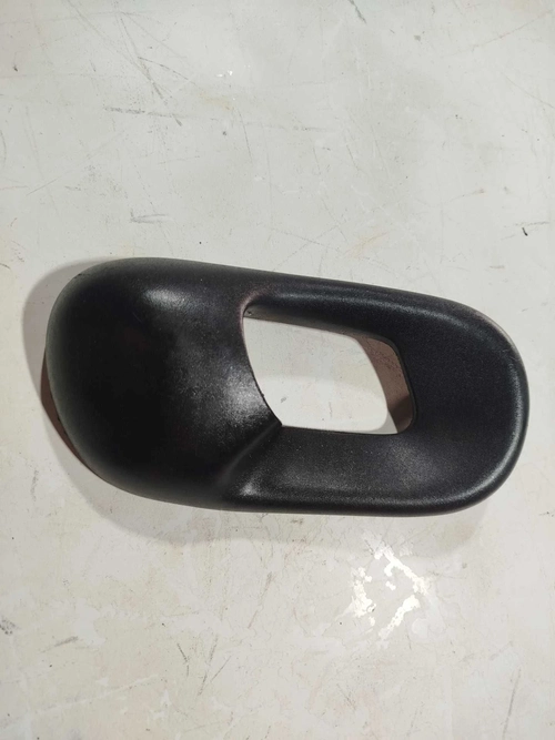 Moldura maçaneta interna traseira direita Corsa 2005  (ID:1532)