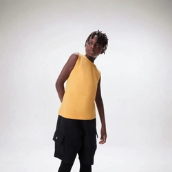 Regata Básica Hering Mascullina - Laranja Claro