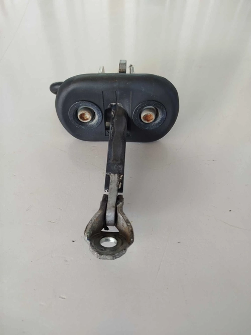 Limitador Porta Trás. Direita Fiat Punto 2008/2015 (id:16755)