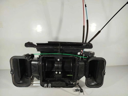 CAIXA EVAPORADORA AR CONDICIONADO VOLKSWAGEN GOLF (ID:12943)