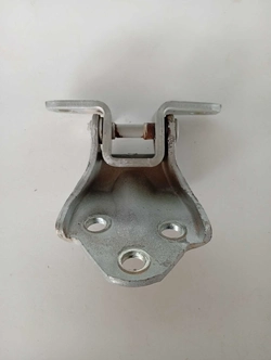 Dobradiça Capô Esq. Mitsu L200 2008 (id:16614)