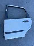 PORTA TRASEIRA LE FORD FOCUS 2.0L HA 2007 (id:7030)