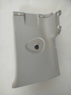 Acabamento Coluna Superior tras L.e Toyota Hilux 2015 (id:18459)