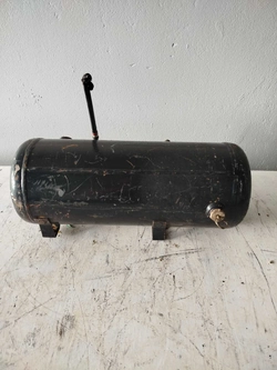 Reservatório ar segundario Volkswagen delivery 8160 16L2005/2011 (id:11026)