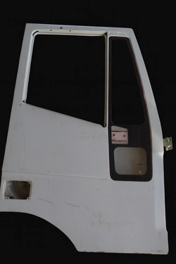 Porta D/iveco Stralis D/lado Direto (ano 2014) (ID:13808)