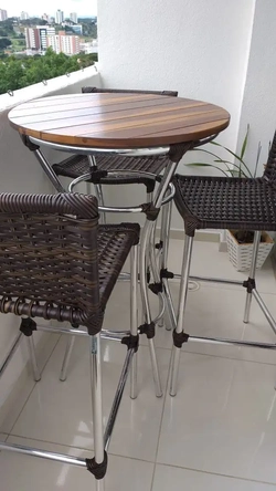 Conjunto e Bistro Natal com 3 banquetas