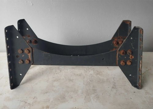 TRAVESSA DO CHASSI D/ VOLVO TRUCK 20414498 21776389  (ID:7480)