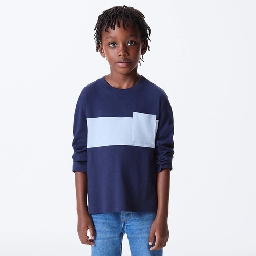 Camiseta Manga Longa com Bolso Marinho Hering - Masculina