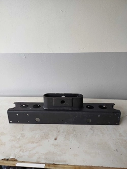 Travessa chassi dianteiro Mercedes Benz hpn 1620 1996/2011 (ID:7682)