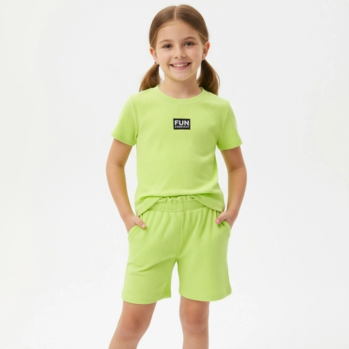 Conjunto Camiseta Manga Curta e Shorts Malwee Fun Everydady Feminino - Verde Limão