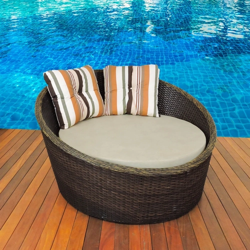Chaise Redonda 1,50m Fibra Sintética e Alumínio Rio de Janeiro 2 Almofada Rio de Janeiro
